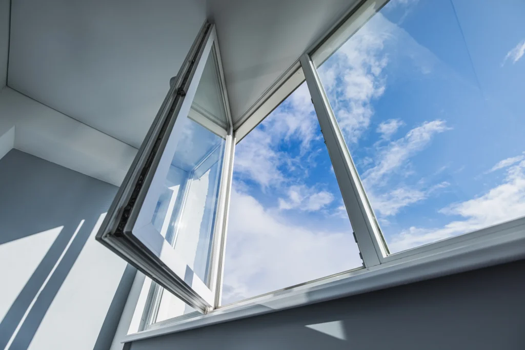 VLX 80 Casement Window